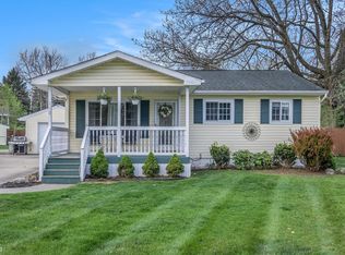 710 Grant Cir, Linden, MI 48451