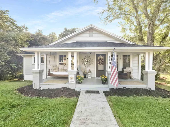 315 S Peachtree St, Liberty, SC 29657