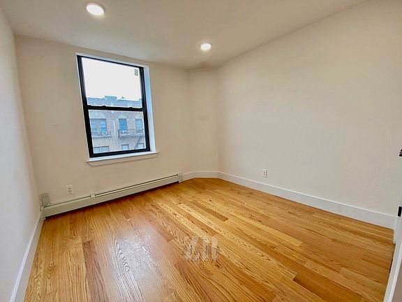 4th image of 91 E 18th St #4B