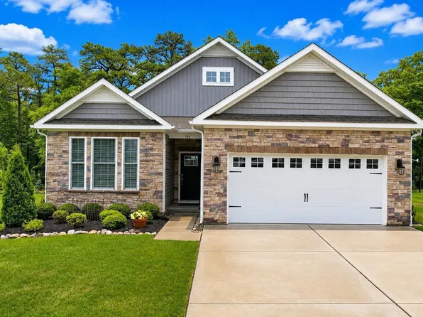 138 Laquinta Dr, Egg Harbor Township, NJ 08234
