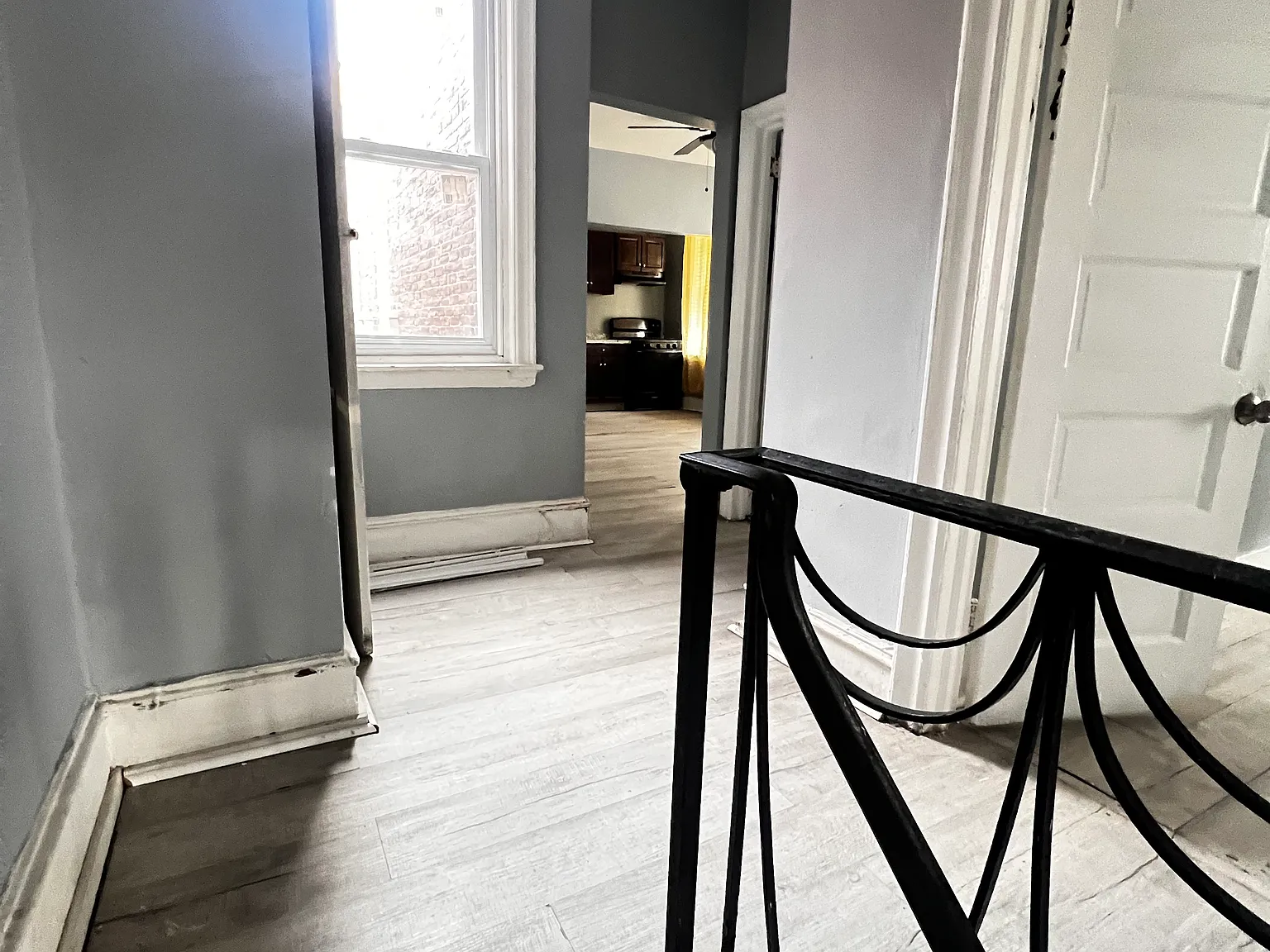 2 bed, 650 sqft, $1,200 — Photo 3
