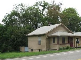 1644 W Lawrence Ave, Ellwood City, PA 16117