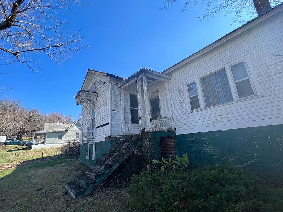 306 E Farren Ave, Earlington, KY 42410 MLS 86743 Zillow