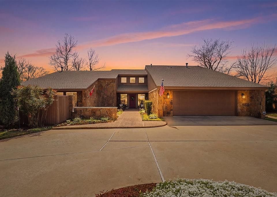 1st image of 12 Rustic Hills St