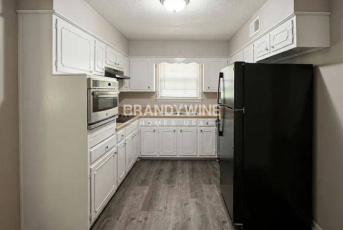1951 Ponderosa Ave — Photo 7