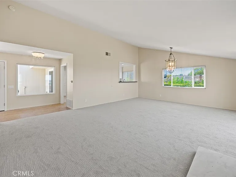 22821 Mariano Dr — Photo 27