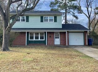 5725 Pontiac Rd, Virginia Beach, VA 23462