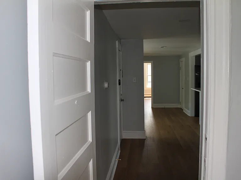 55 Montgomery St — Photo 17