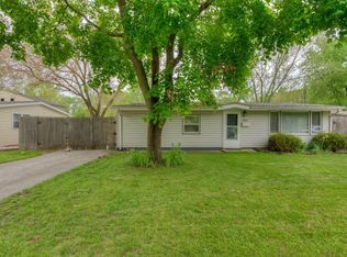 1439 Meadow Ln, Dyer, IN 46311