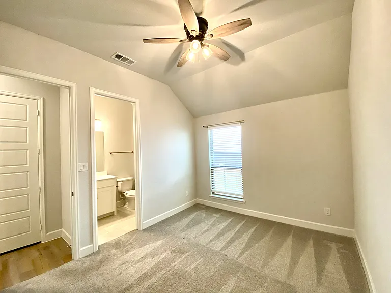 Bedroom 3 with full bath