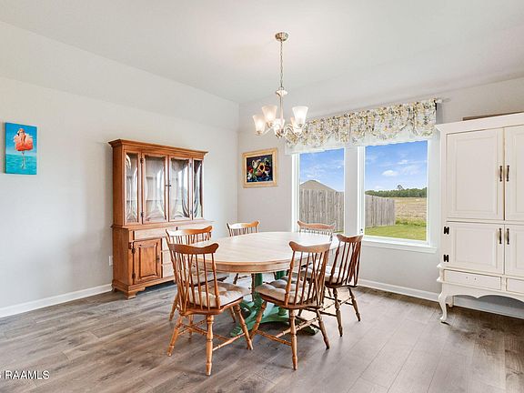 5th image of 6910 Spring Lake Dr