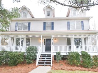 2595 Oak Village Pl NE, Marietta, GA 30062