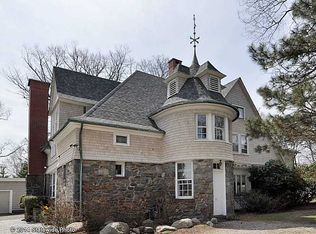 6 Holly Ln, Barrington, RI 02806