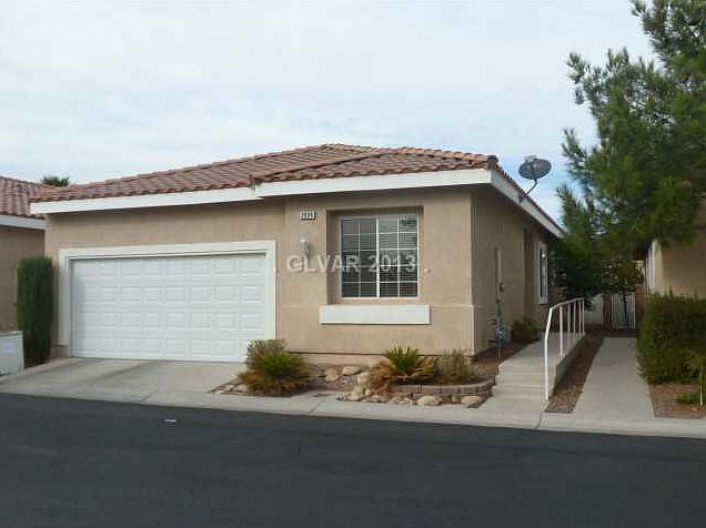 1st image of 2834 W Agate Ave