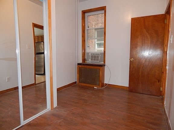 4th image of 169 Irving Ave APT 2R
