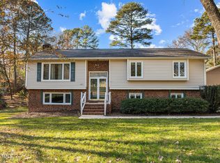 307 Rustic Ridge Rd, Cary, NC 27511