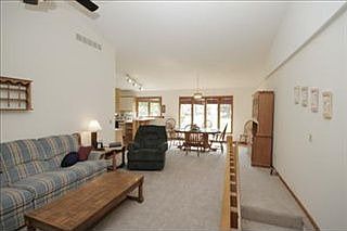 5th image of 9534 Woodlawn Dr