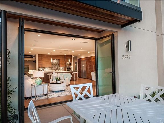 3rd image of 5277 E Ocean Blvd