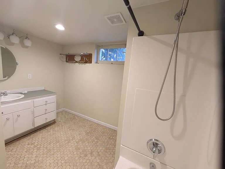 3409 S Tekoa St — Photo 10