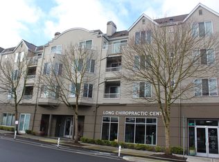 5901 Roosevelt Way NE, Seattle, WA 98105
