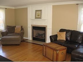 2nd image of 33 Barrett St