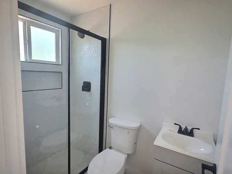 3737 Paloma Dr — Photo 13