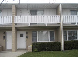 107 E 12th St APT 19, Port Clinton, OH