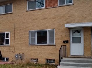 27 E Judith Ann Dr, Mount Prospect, IL 60056