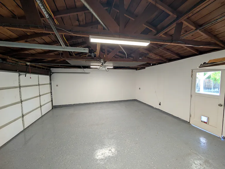 373 Dayton Ave — Photo 9