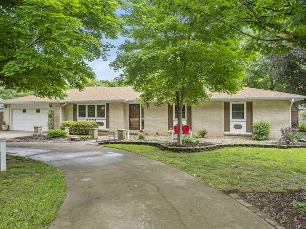 3206 W Grayrock Drive, Springfield, MO 65810