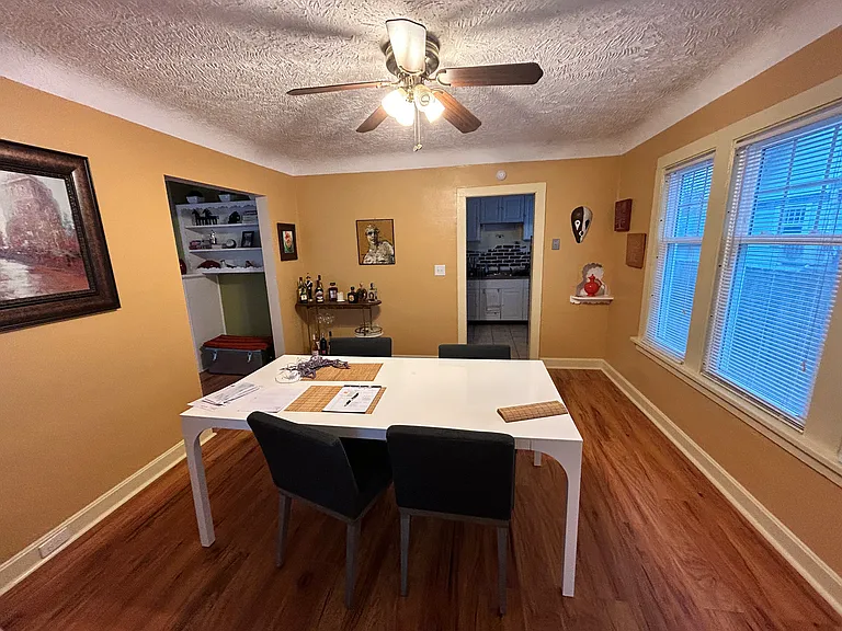 2933 E Derbyshire Rd #1 — Photo 12