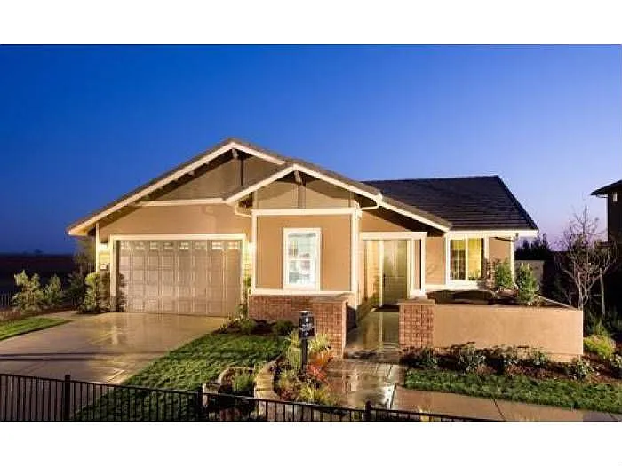 4493 Anatolia Dr photo 1