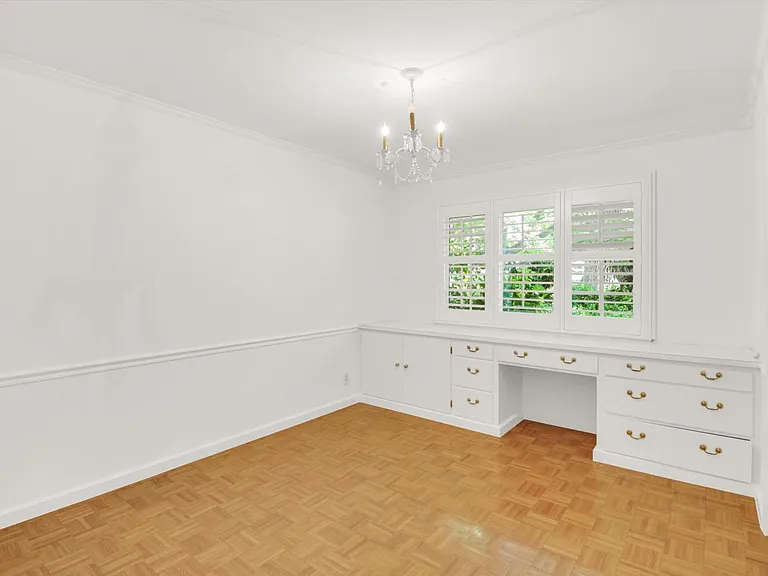 1064 Westridge Ave — Photo 24