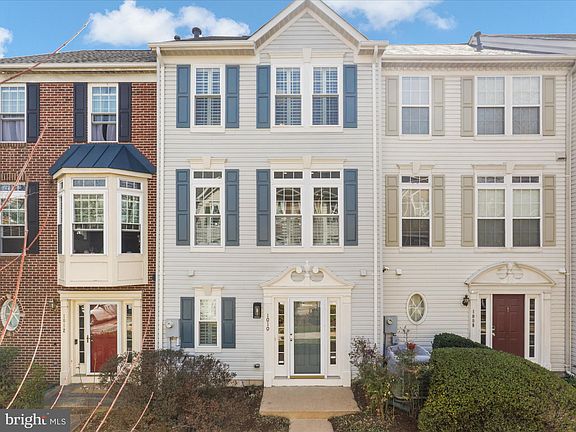 2nd image of 1010 Harrison Cir
