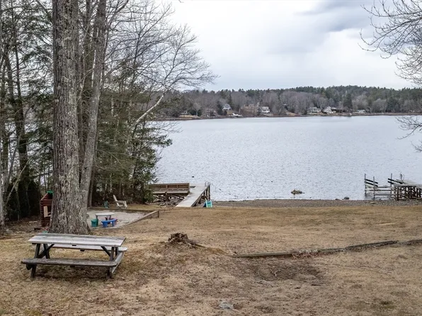 43 South St, Otis, MA 01253