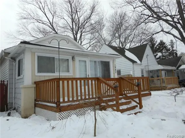 1942 E Troy Ave, Ferndale, MI 48220