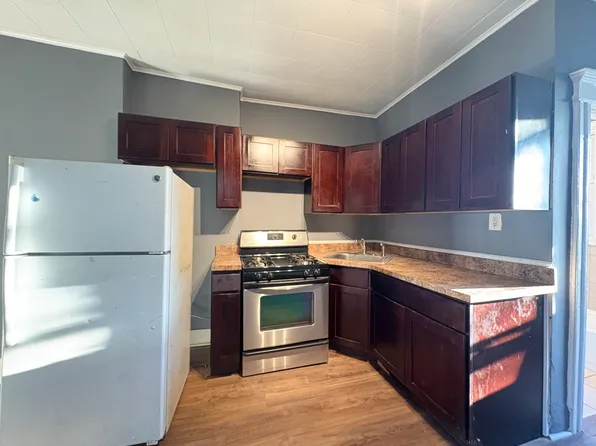 163 Clendenny Avenue image 1 of 5