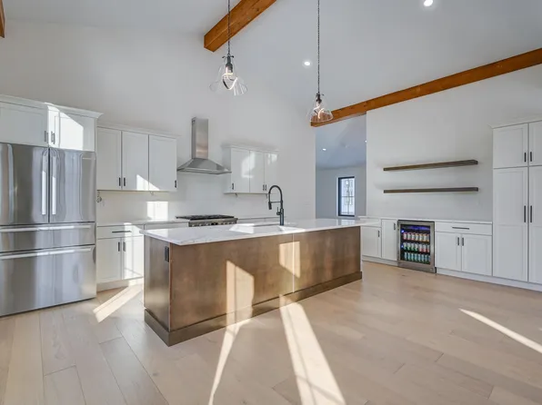 21 Hidden Glade Drive, Bartlett, NH 03845