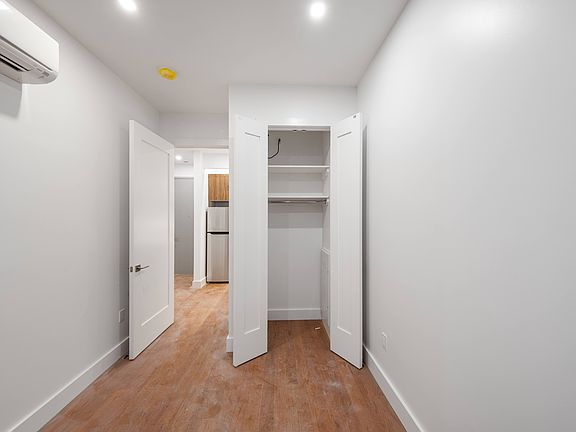 3rd image of 1493 Dekalb Ave #1E