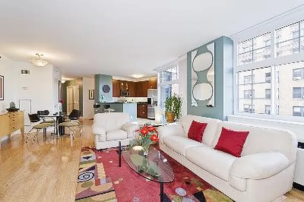 Rented by Corcoran | media 14