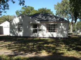 2704 W John St, Grand Island, NE 68803