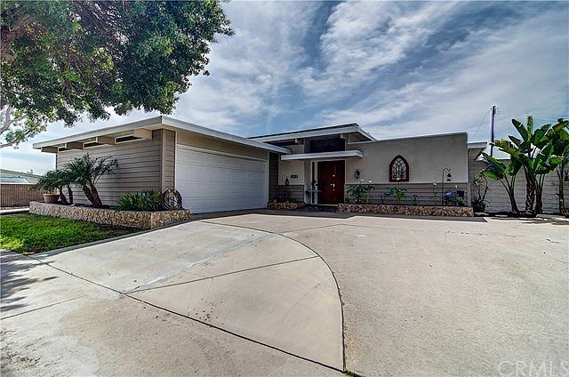 Large lot located at end of the street with enough room to park RV/Boat.