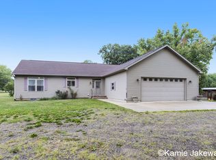11356 Peoples Rd, Fenwick, MI 48834