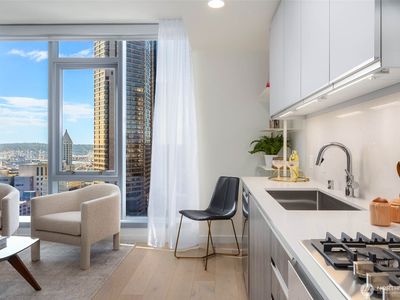 800 Columbia Street #708, Seattle, WA, 98104