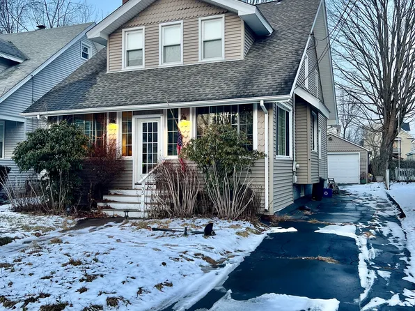 35 Martin Street, West Haven, CT 06516