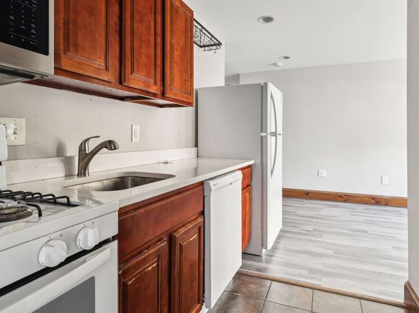 5101-21 Walnut St #C402