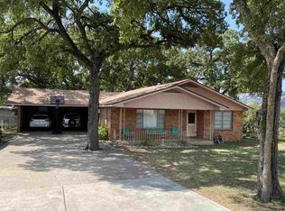 1208 N Water St, Burnet, TX 78611