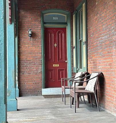 4th image of 319 E Lancaster Ave #1