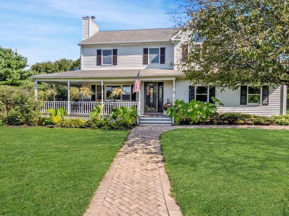 97 Grant Dr