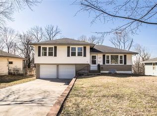 1911 E 28th Ave, North Kansas City, MO 64116